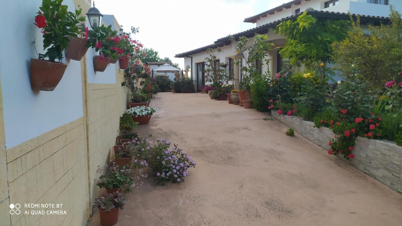 I Giganti Bed & Breakfast Riola Sardo Ngoại thất bức ảnh